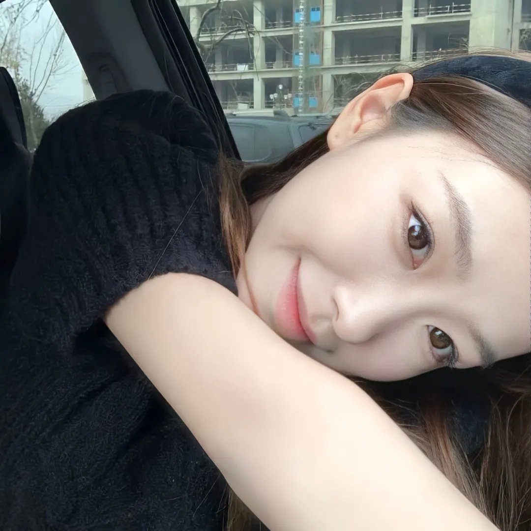 迎风伫立的狮子